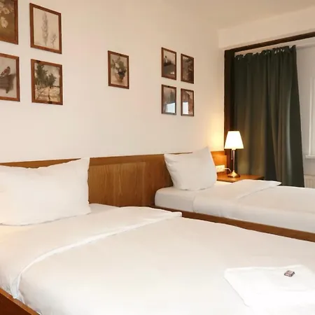 Lodge By Tendo Stay - Comfort Housing Apartment Falkensee