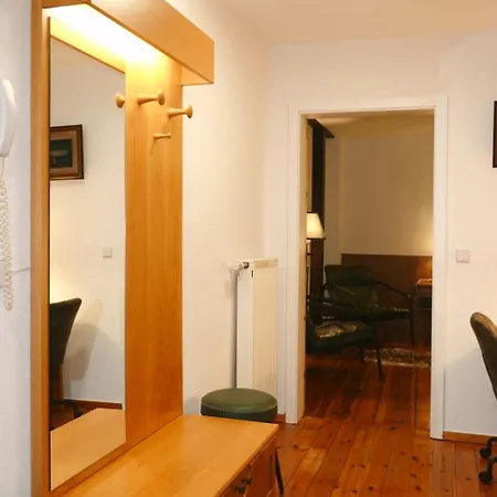 503 Comfort Housing *
